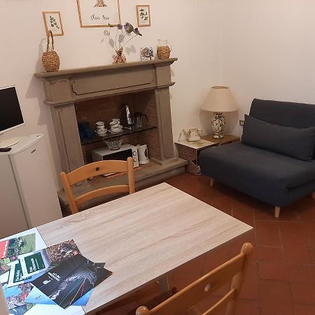 Appartamento La Casina della Volpe Prato  Esterno foto